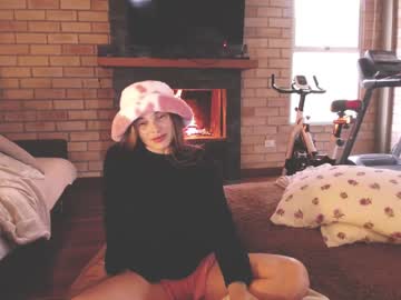 girl
        kendalltyler cam image #3983589