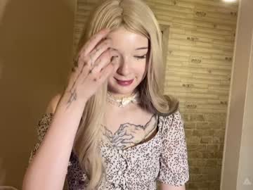 girl
        michelle_roze cam image #4464446