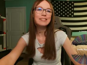 girl
        anabelleleigh cam image #6617287