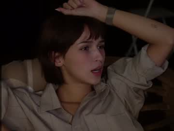 girl
        diruriru cam image #5016095