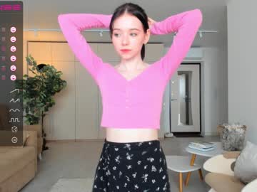 girl
        oki_dokie cam image #1683071
