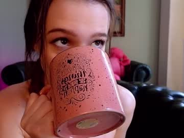 girl
        _demi_dee_ cam image #1194302