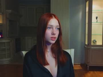 girl
        shirleywhitney cam image #3580179