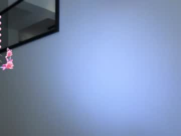 girl
        callme_star cam image #4520035