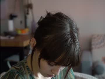 girl
        diruriru cam image #3778619