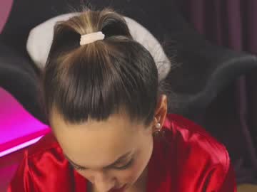 girl
        francescadomi cam image #61145