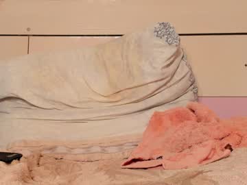 girl
        homehornyeva cam image #522332