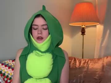 girl
        littlesugarpea cam image #5890497