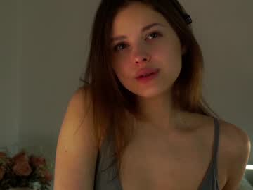 girl
        a_whole_eternity cam image #5316152