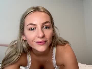 girl
        summerlovingg cam image #4608037