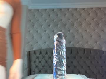girl
        hayneiko cam image #204985