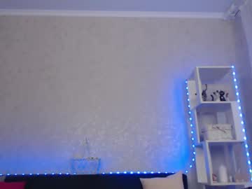 girl
        adrykilly cam image #252078