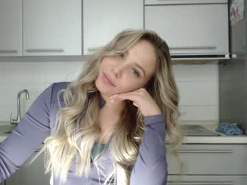 girl
        candymini cam image #3090932
