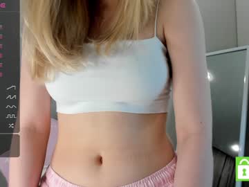 girl
        taitfollin cam image #5136649
