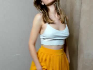 girl
        gloria_mooree cam image #2302108