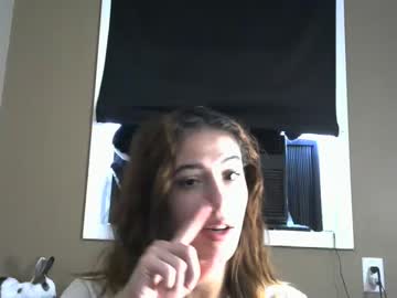 girl
        illuminaughtyeris cam image #1848689