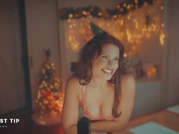 girl
        rougeoud cam image #3136153