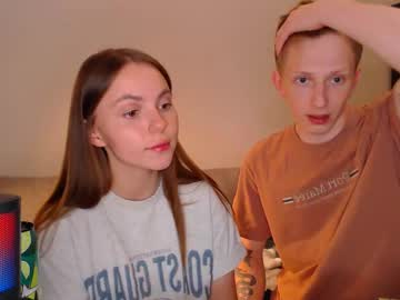 couple
        julsweet cam image #4565926