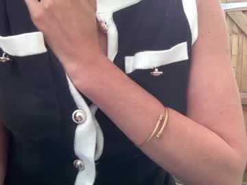 girl
        eatmypie69 cam image #4963622