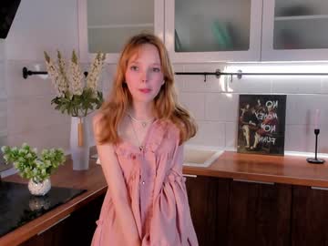 girl
        maudbayles cam image #5357380