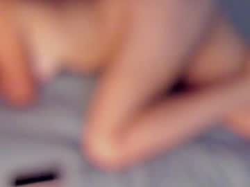 girl
        delicious_couple_ cam image #2609880