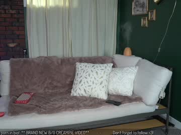 girl
        vivid_whit cam image #4908571