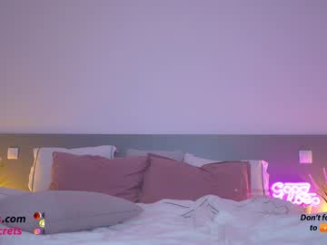 girl
        ambercb cam image #2698470