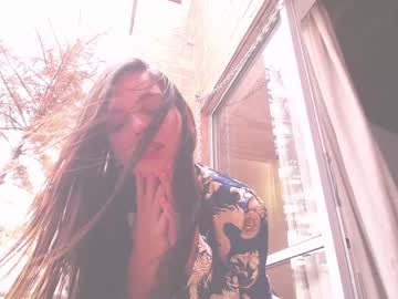 girl
        kendalltyler cam image #2021718