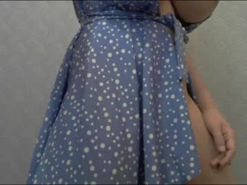 girl
        playful_goldie cam image #572230