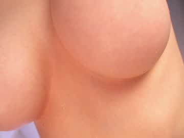 girl
        sunny_maria cam image #3569123