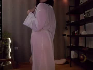 girl
        karrin cam image #1638546