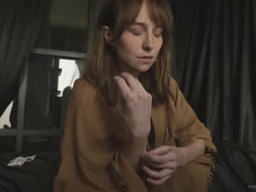 girl
        ms_mojo cam image #5084733