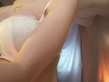girl
        sunny_maria cam image #4249191