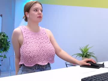 girl
        lovlybambi cam image #4505464