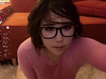 girl
        kimi_kay cam image #4096990
