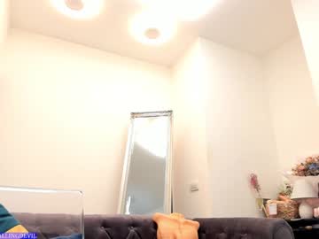 girl
        hotfallingdevil cam image #3705792