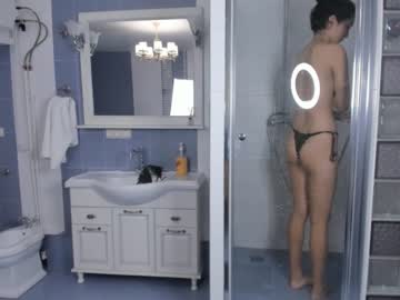 girl
        anastasiasilverfog cam image #2824102