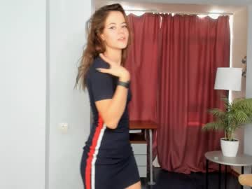 girl
        drutywerri cam image #2537283
