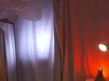 girl
        sunny_maria cam image #2440537