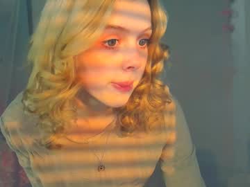 girl
        little_anitta cam image #6191494