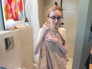 girl
        darcymei cam image #2594077