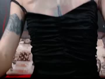 girl
        nitghtblood cam image #896287