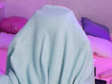 girl
        olivia_shy_ cam image #5154232