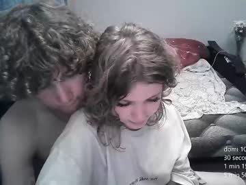 couple
        bestiefreaks cam image #1821577