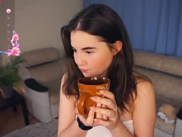 girl
        aftonbunkers cam image #5254898