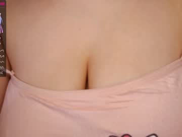 girl
        annamooree cam image #1394638