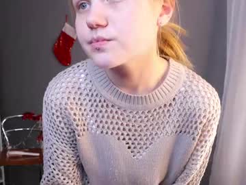 girl
        gayfarwell cam image #5659945