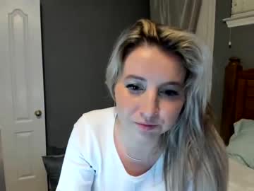 girl
        kaliii_jones cam image #1852663