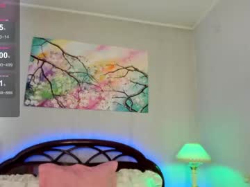 girl
        flower_nicole cam image #4640523