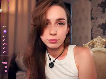 girl
        georginacroke cam image #6867589